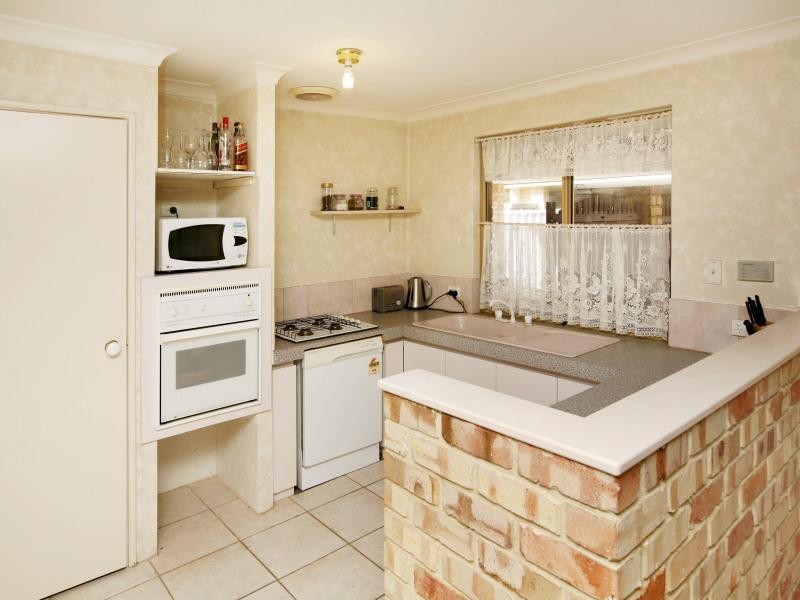 72 Giralia Pwy, Ballajura WA 6066