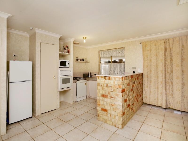 72 Giralia Pwy, Ballajura WA 6066