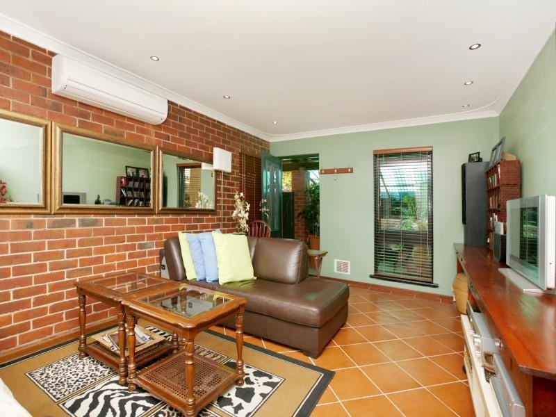 215 Wellington Road, Dianella WA 6059