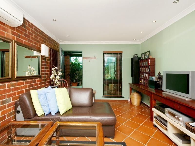 215 Wellington Road, Dianella WA 6059