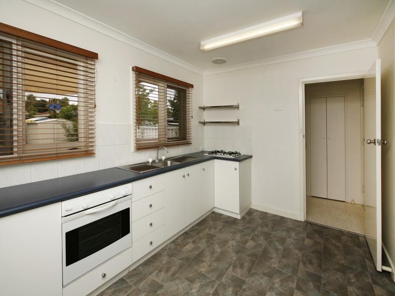 9/2 Millgate Road, Balga WA 6061