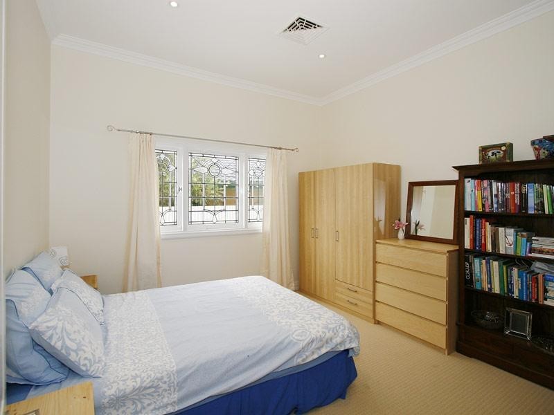 116 First Avenue, Bassendean WA 6054