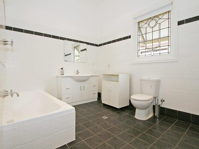 116 First Avenue, Bassendean WA 6054