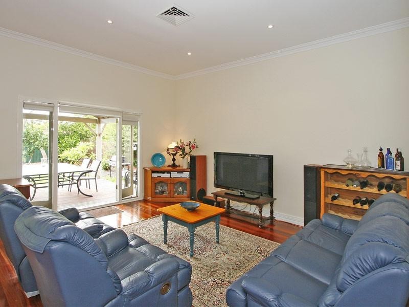 116 First Avenue, Bassendean WA 6054