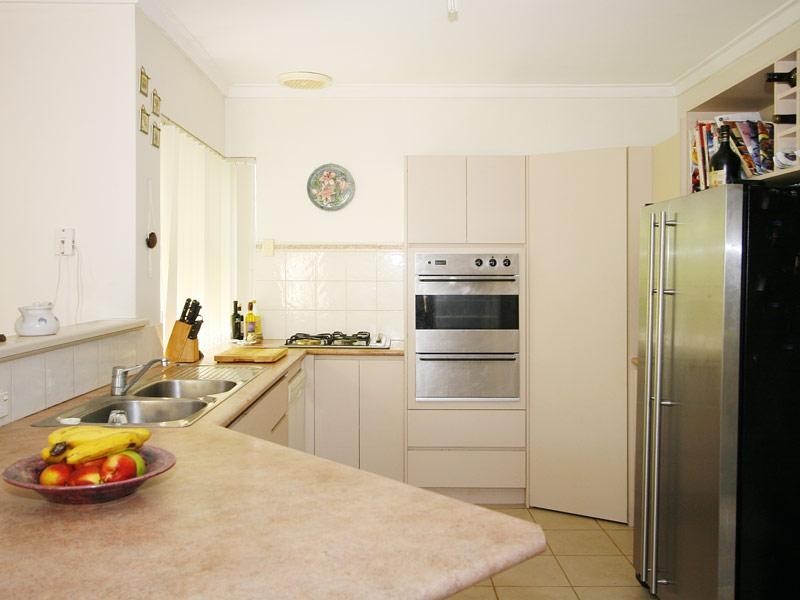 33 Alderhurst Crescent, Bayswater WA 6053