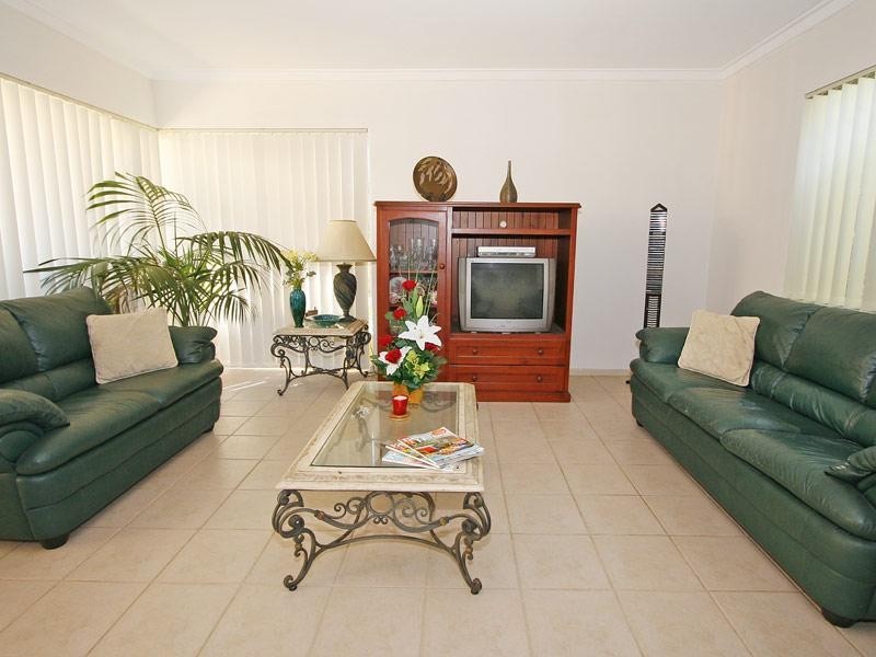 33 Alderhurst Crescent, Bayswater WA 6053