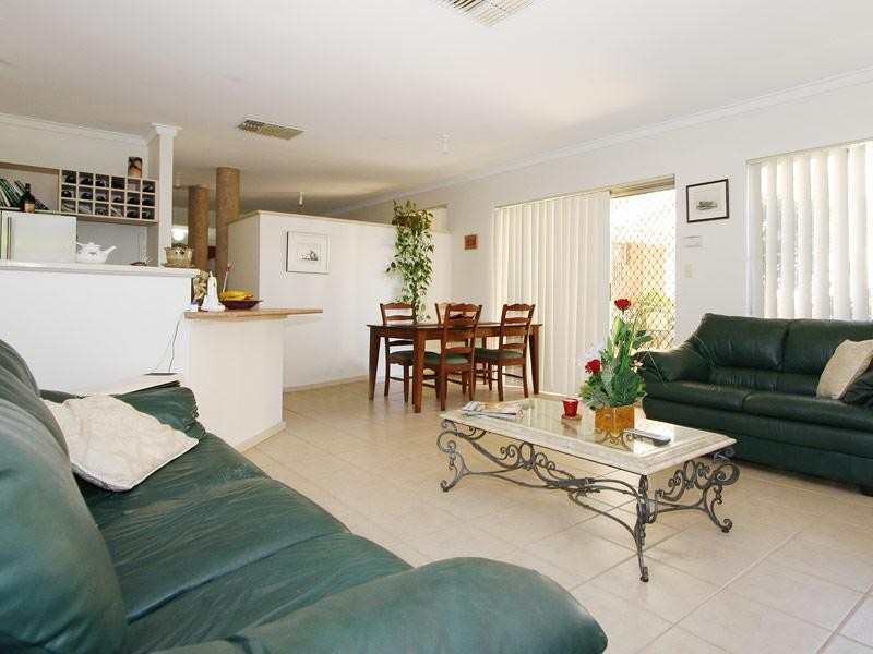 33 Alderhurst Crescent, Bayswater WA 6053