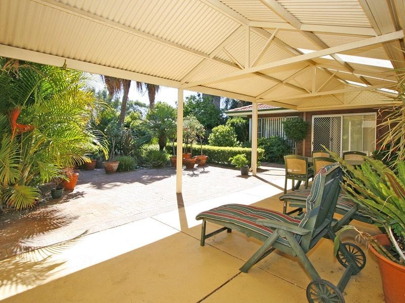 33 Alderhurst Crescent, Bayswater WA 6053