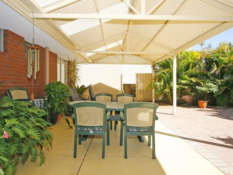 33 Alderhurst Crescent, Bayswater WA 6053