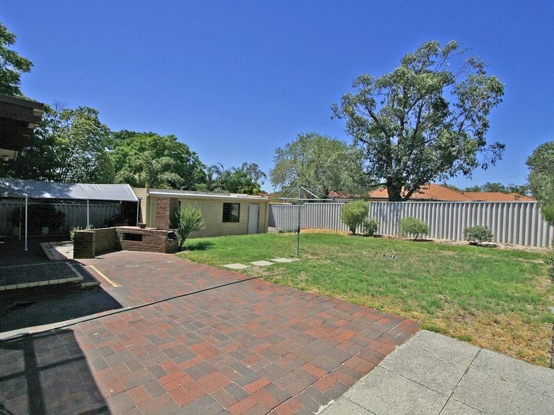 15 Gallagher Street, Eden Hill WA 6054