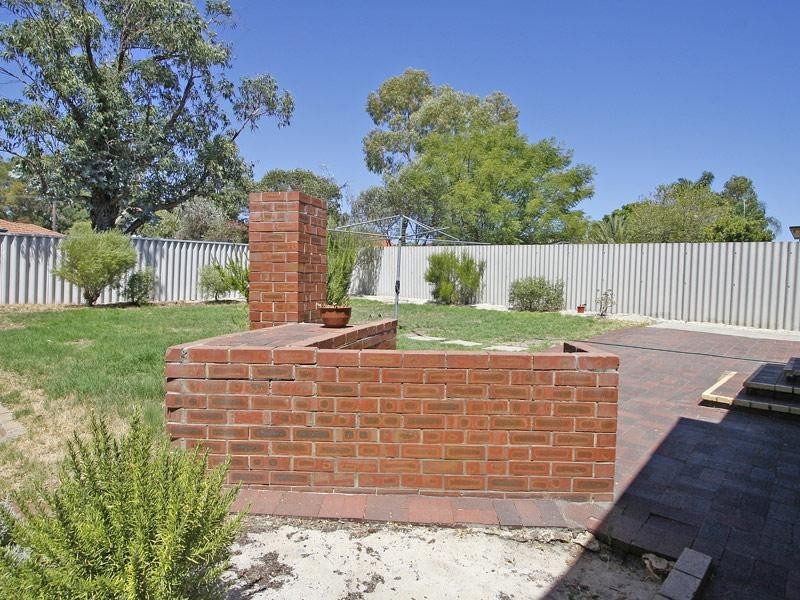 15 Gallagher Street, Eden Hill WA 6054