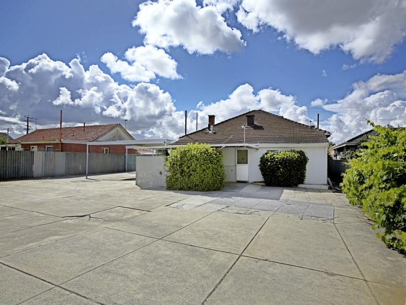 125 Walter Road, Dianella WA 6059