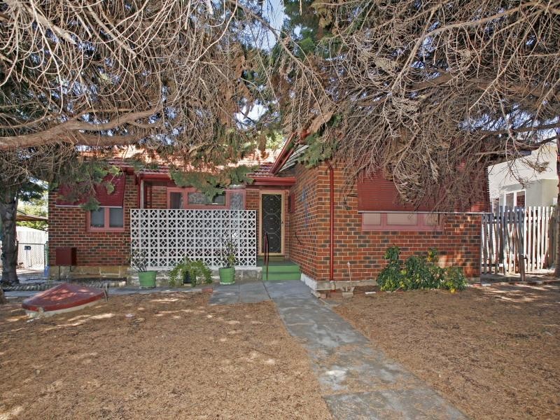 84 Broun Avenue, Embleton WA 6062