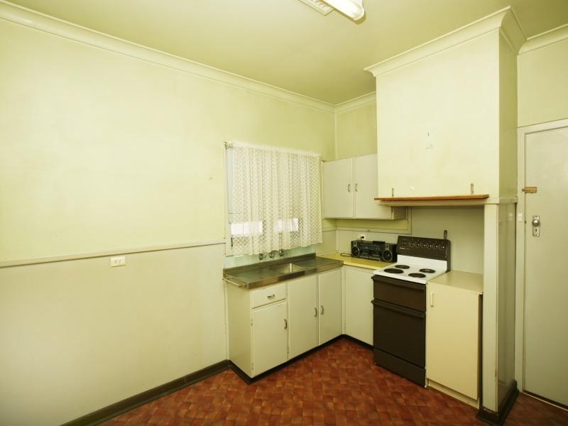 84 Broun Avenue, Embleton WA 6062