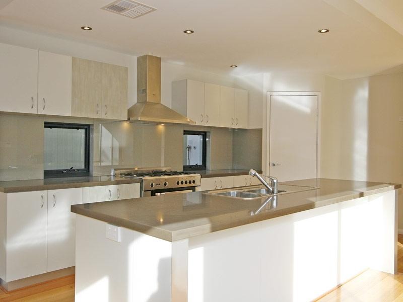 1A Frinton Street, Bayswater WA 6053