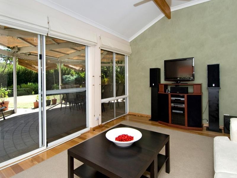 11 Serpentine Rise, Success WA 6164