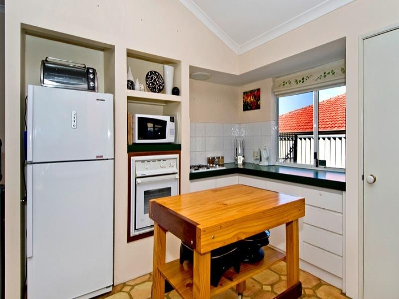 11 Serpentine Rise, Success WA 6164