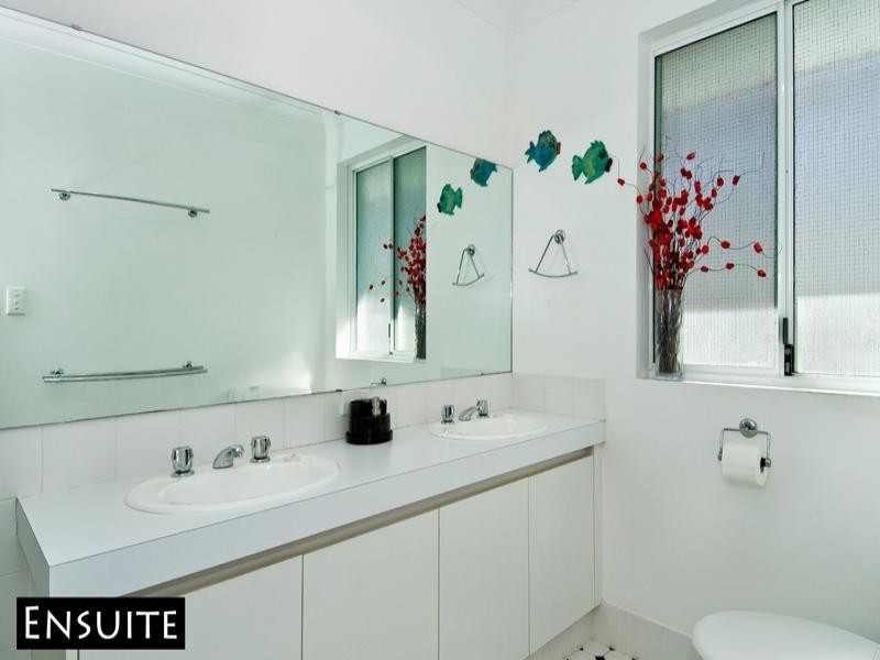 11 Serpentine Rise, Success WA 6164