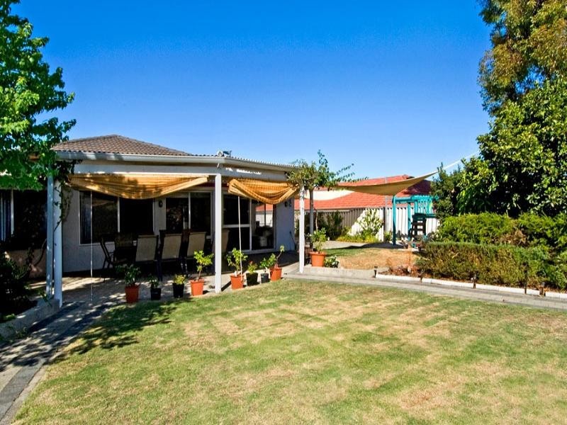 11 Serpentine Rise, Success WA 6164