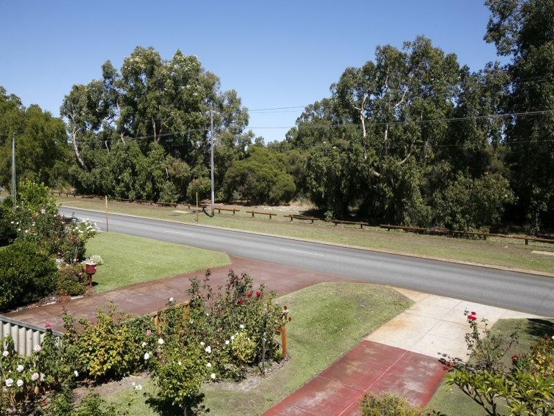 544 Light Street, Dianella WA 6059