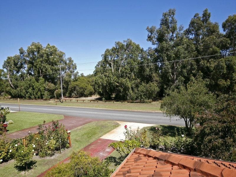 544 Light Street, Dianella WA 6059