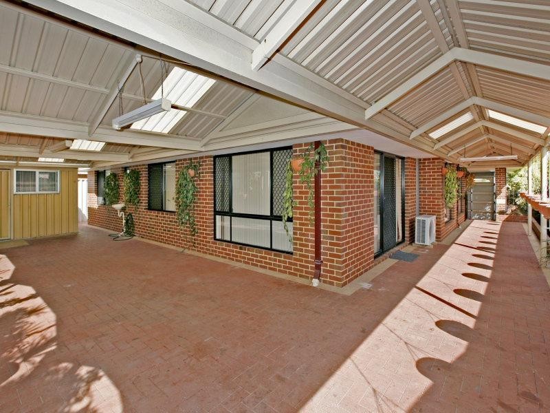 18 Denia Rise, Beechboro WA 6063