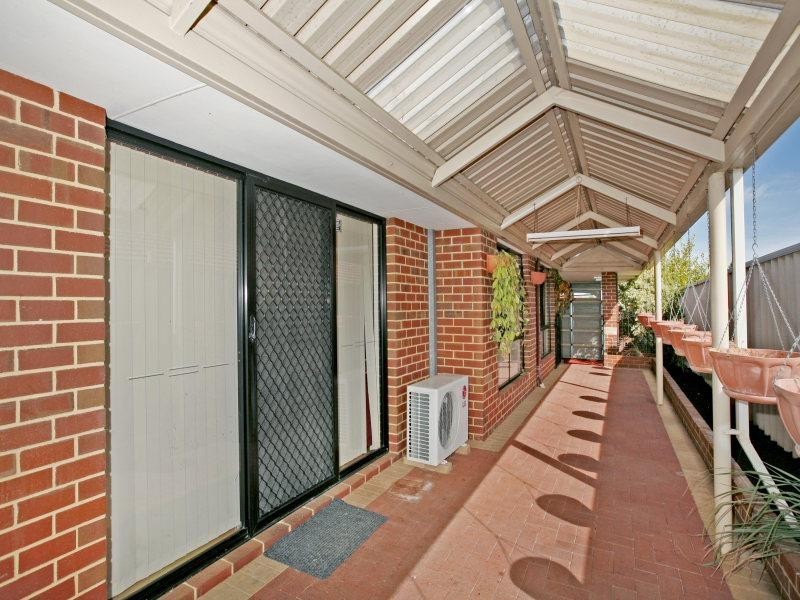 18 Denia Rise, Beechboro WA 6063