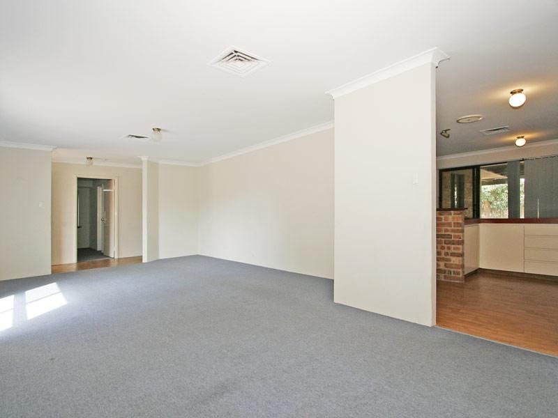 28 Faulkner Way, Eden Hill WA 6054