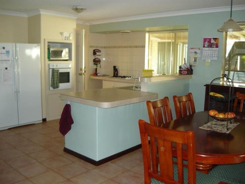 18 Olenek Place, Beechboro WA 6063