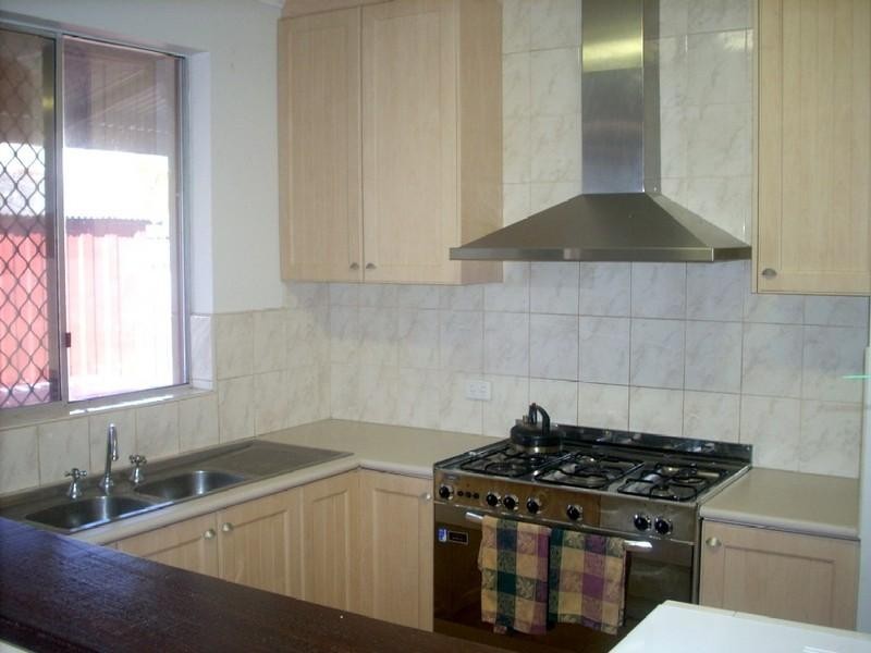 12 Felpham Street, Balga WA 6061