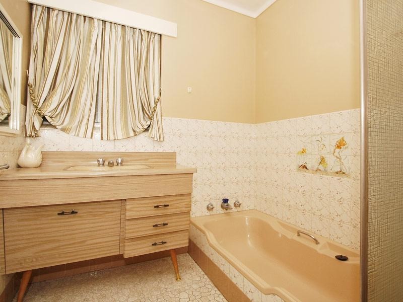 1 Ireland Way, Bassendean WA 6054