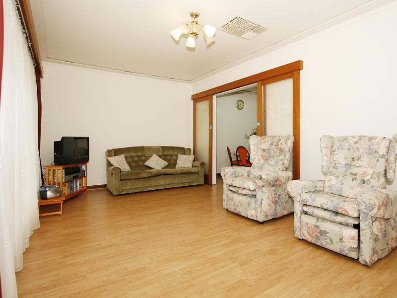 1 Ireland Way, Bassendean WA 6054