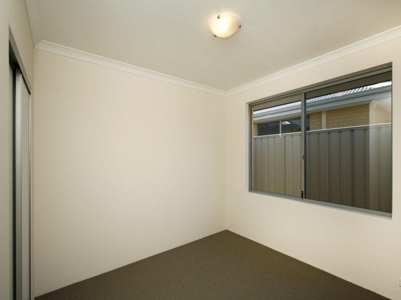 4b O’Mara Place, Belmont WA 6104