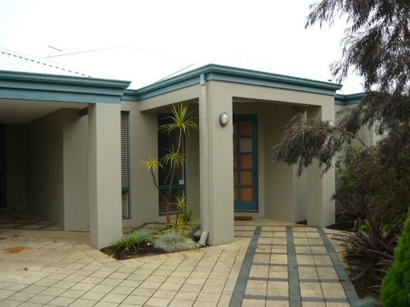 6 Shelduck Crescent, Beechboro WA 6063