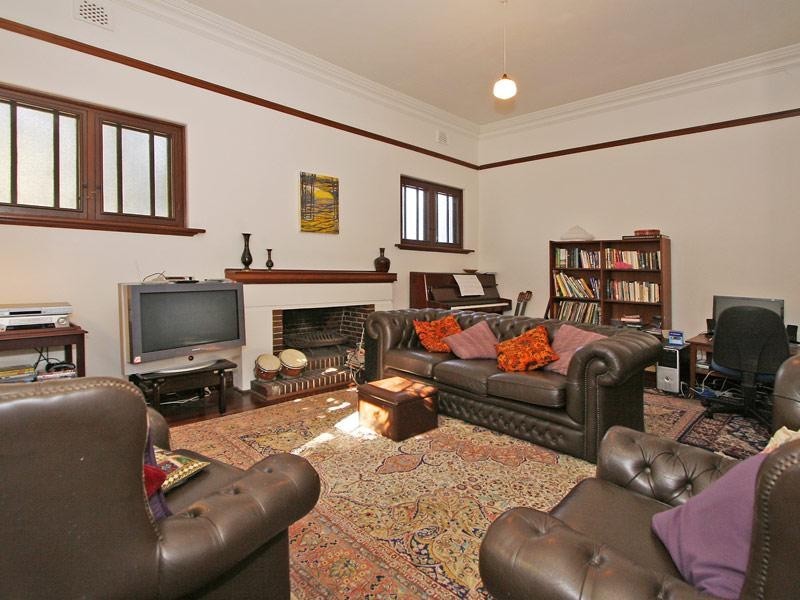 13 Market Street, Guildford WA 6055