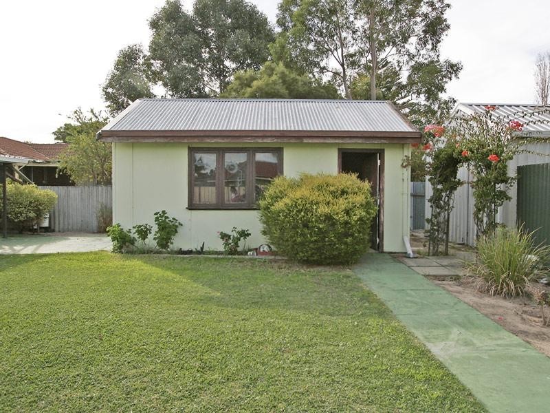 50 Fourth Avenue, Bassendean WA 6054