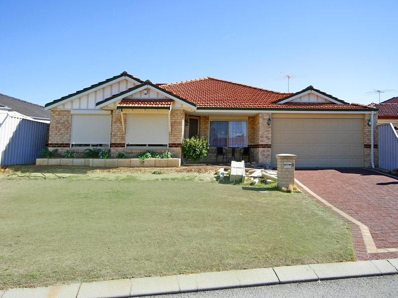 52 Nottingham Gardens, Ballajura WA 6066
