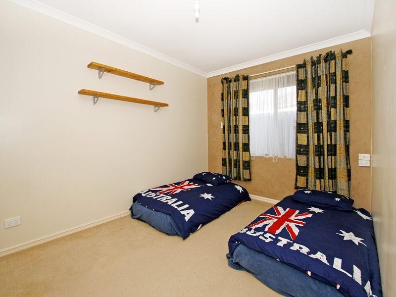 52 Nottingham Gardens, Ballajura WA 6066