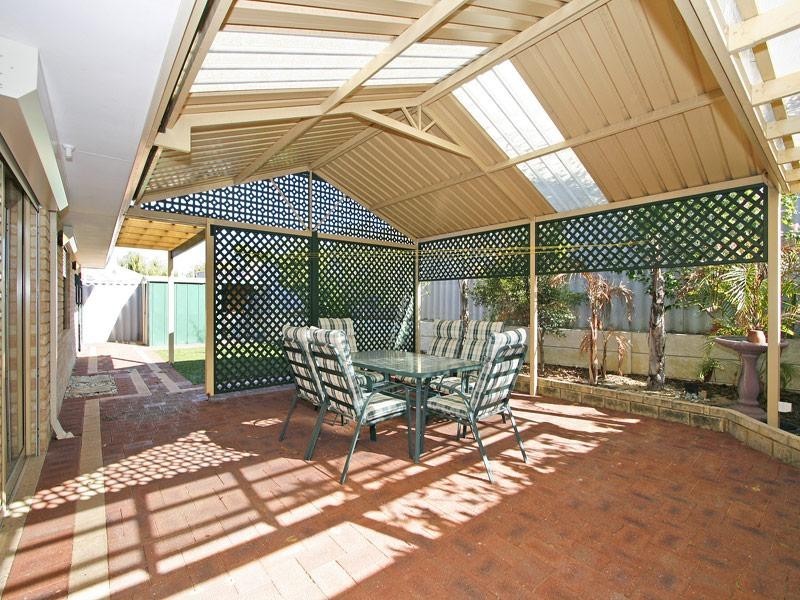 52 Nottingham Gardens, Ballajura WA 6066