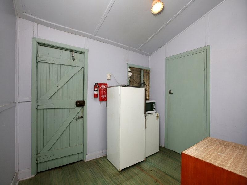 21 Avenell Road, Bayswater WA 6053