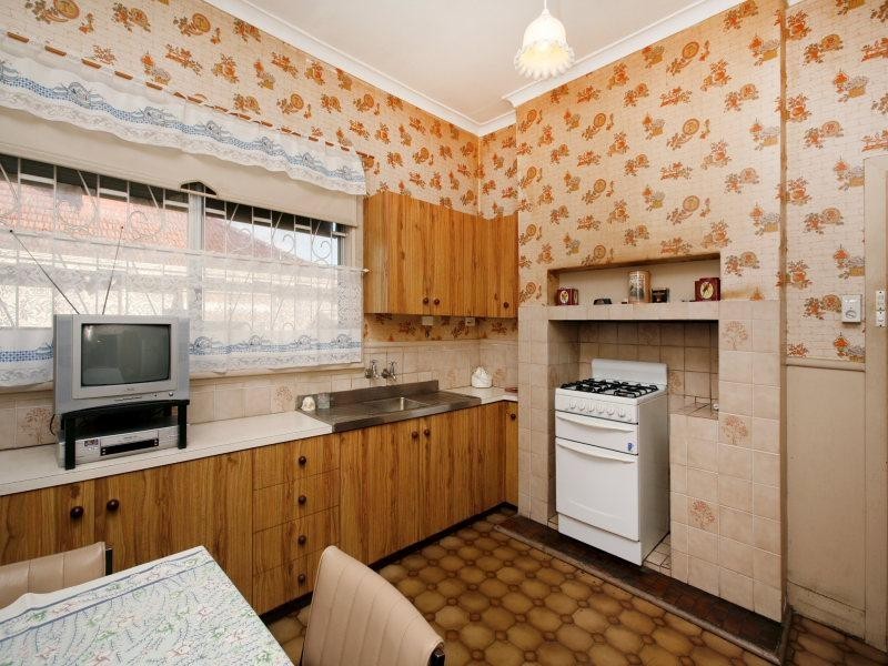 21 Avenell Road, Bayswater WA 6053