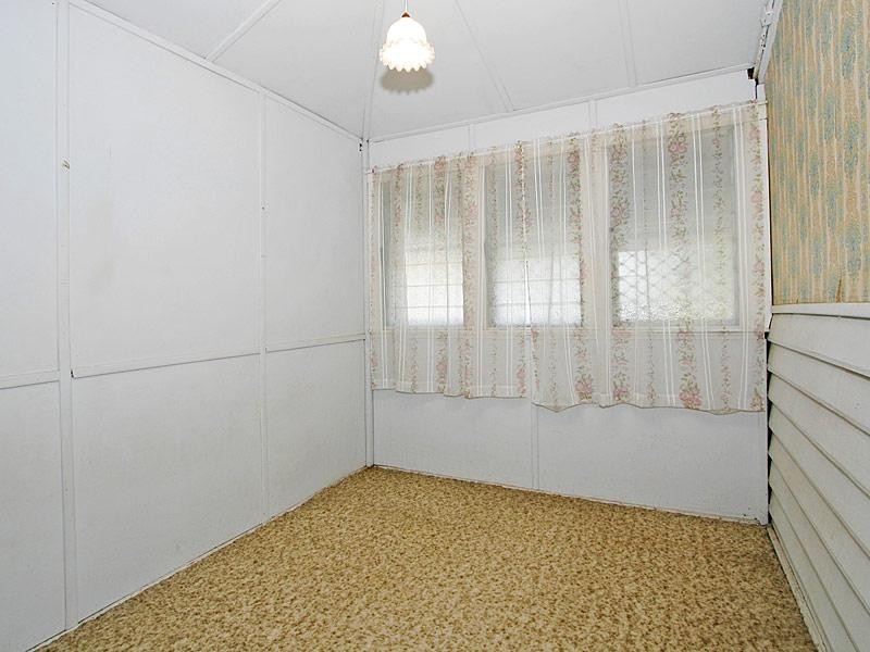 13 River Street, Bassendean WA 6054