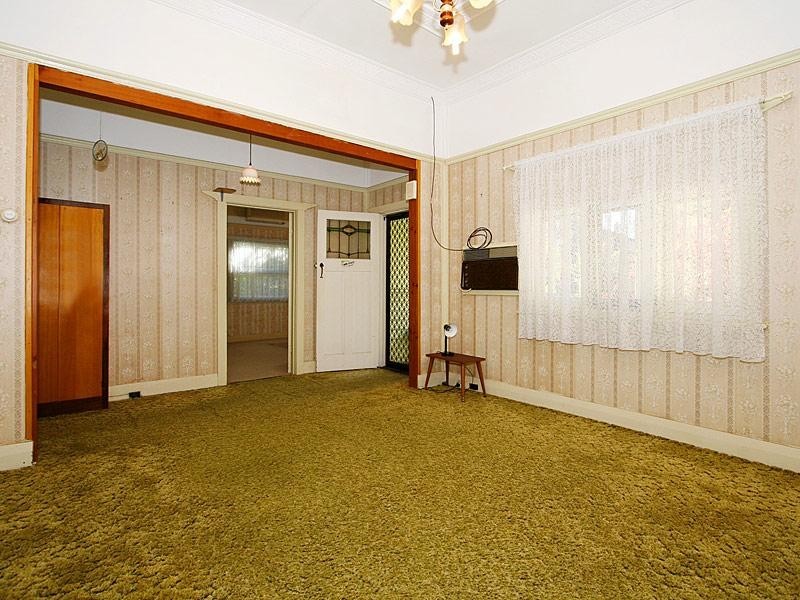 13 River Street, Bassendean WA 6054