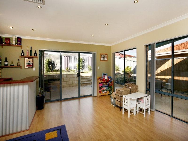 8 Stylis Place, Beechboro WA 6063