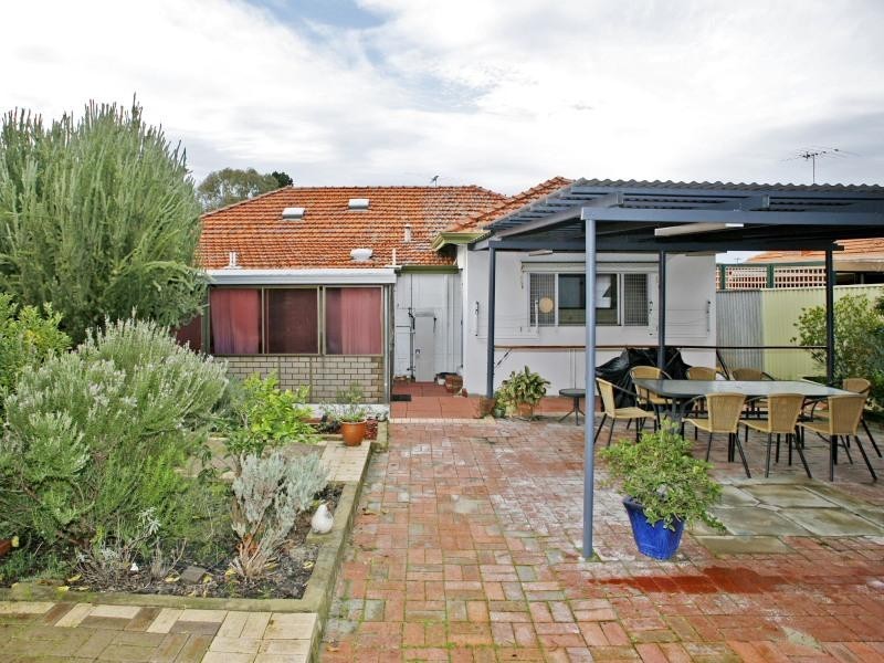 7 Printer Street, Dianella WA 6059