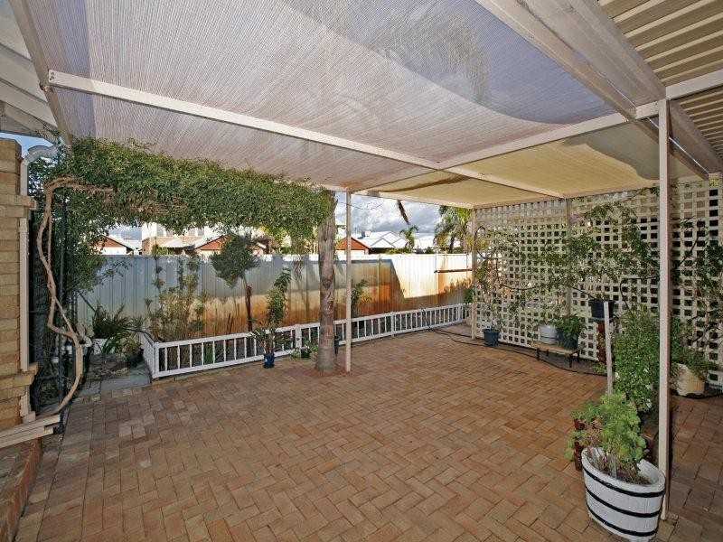 73 Coolibah Avenue, Dudley Park WA 6210