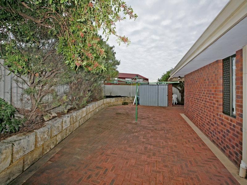 22 Penguin Close, Heathridge WA 6027