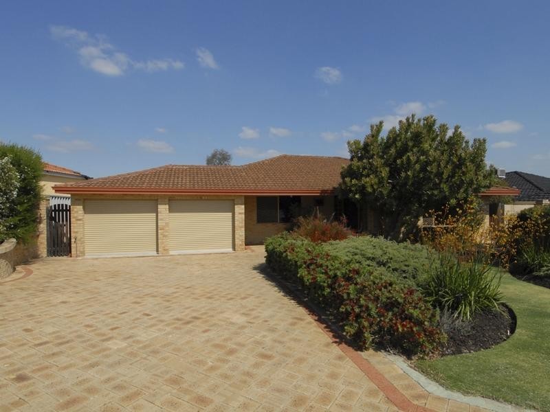 24 Rosewood Crescent, Dianella WA 6059