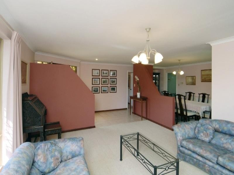 24 Rosewood Crescent, Dianella WA 6059