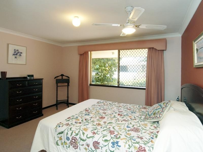 24 Rosewood Crescent, Dianella WA 6059